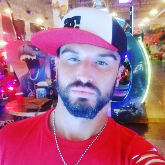 Meet your Posher, Morgan - Picture 3 of 3